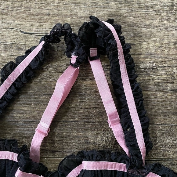 Chantal Thomas’s Victoria Secret French Bra Size 34C - Picture 3 of 9